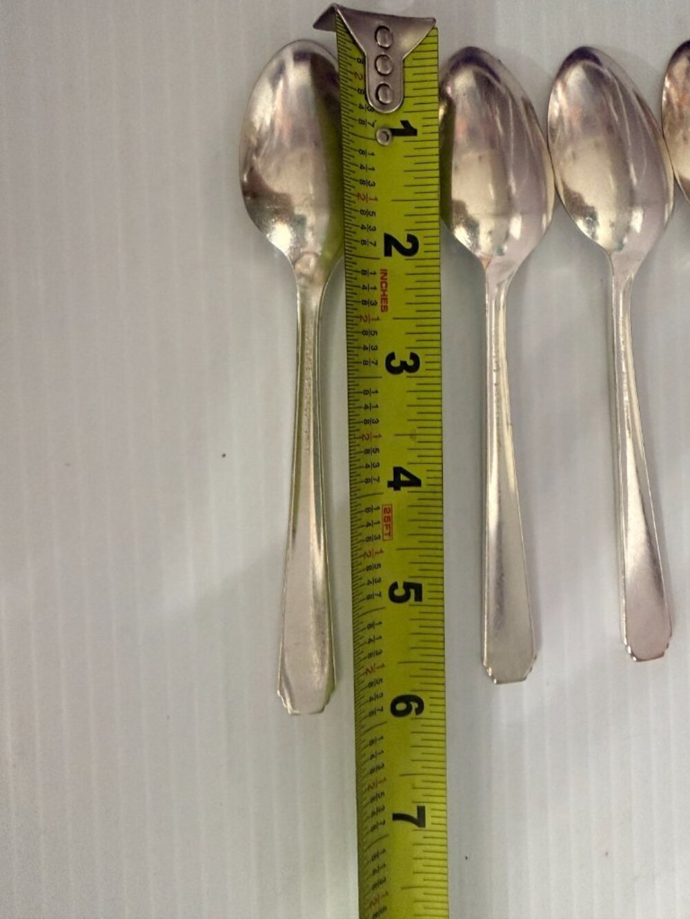 4 Friendship Medality Oneida  Tudor plate Teaspoons 1932 6 1/8" - Picture 8 of 8